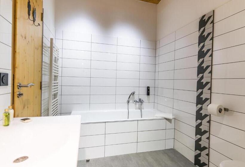 فندق Hôtel Le Cristal Lodge   Terresens