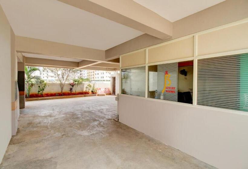 Отель Oyo Flagship 80938  Devi Guest Rooms