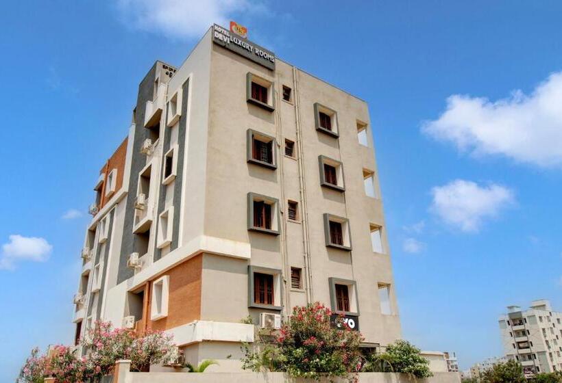 Отель Oyo Flagship 80938  Devi Guest Rooms