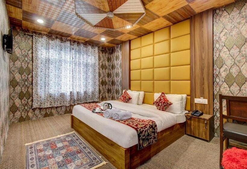 ホテル Royal Hameed