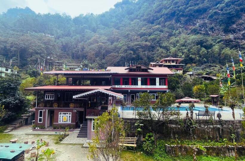 호텔 The Mandarine Retreat