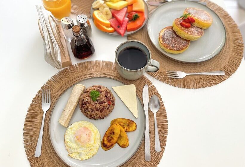 Natüra Hotel Monteverde