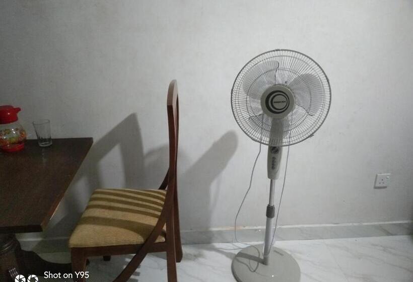 ペンション Easy Guest Room