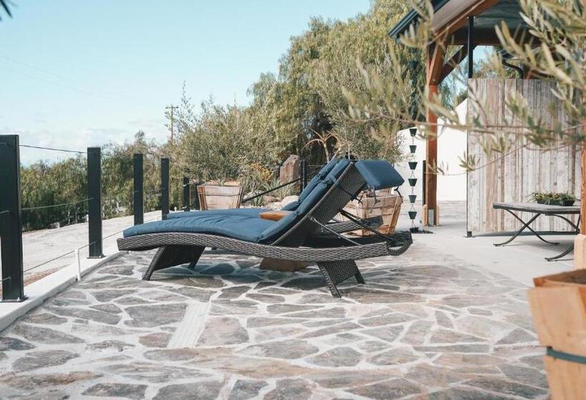 ペンション Hidden Hacienda