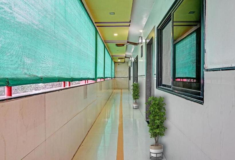 Spot On Hotel Sai Leela Residency