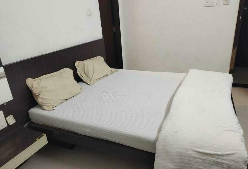 Spot On Hotel The Annie