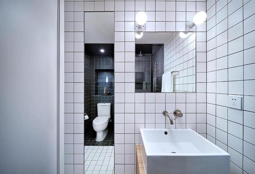 Base Shanghai Suhe Serviced Apartment, Near East Nanjing Road & People S Square