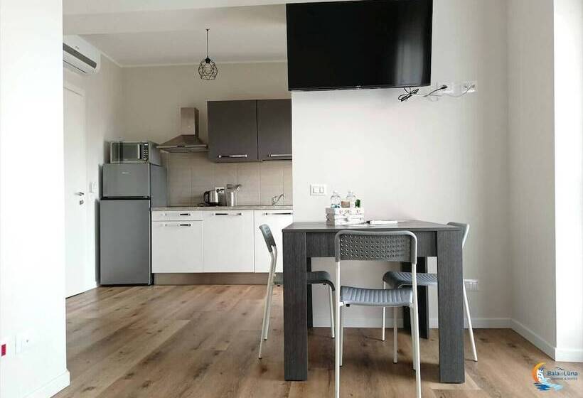 ベッドアンドブレックファースト Baia Di Luna