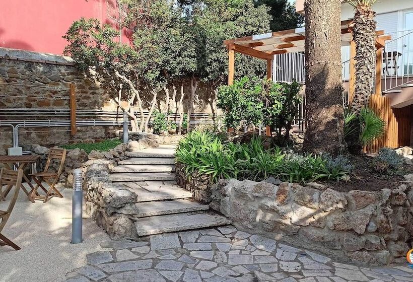 ベッドアンドブレックファースト Baia Di Luna