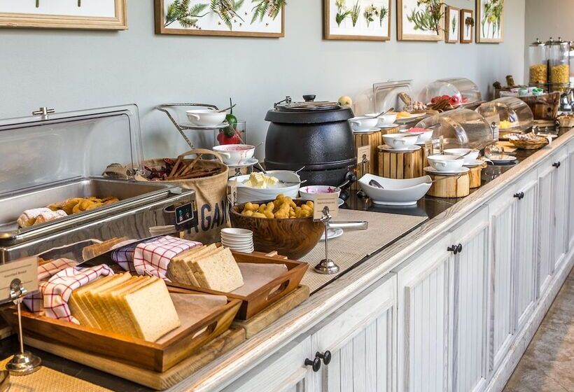 هتل A La Carte Ha Long Bay