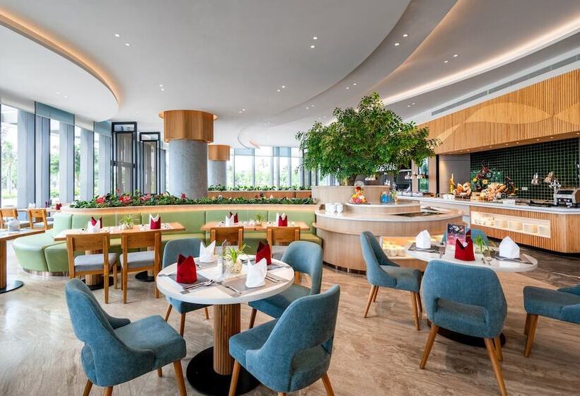 هتل A La Carte Ha Long Bay