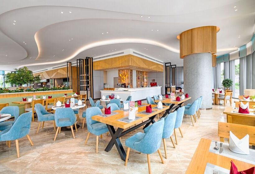 هتل A La Carte Ha Long Bay