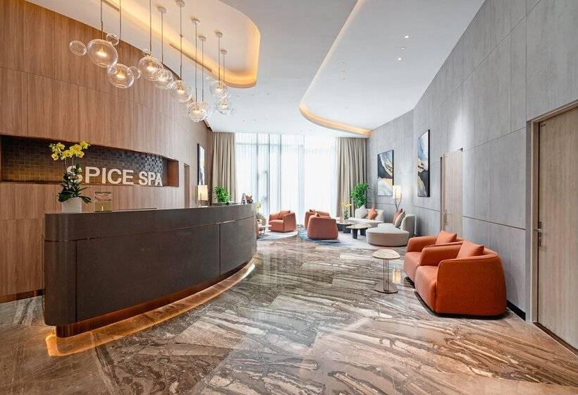 هتل A La Carte Ha Long Bay