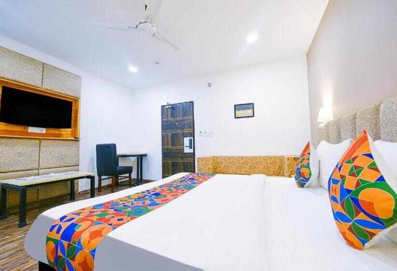 فندق Xenious Biz Ayaan Residency