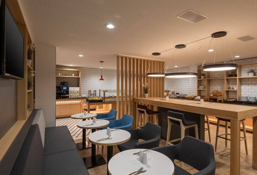 בית מלון כפרי Holiday Inn Express   Hamburg South A7 As42, An Ihg