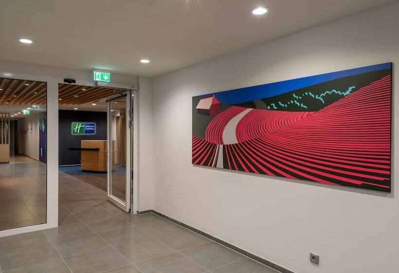 בית מלון כפרי Holiday Inn Express   Hamburg South A7 As42, An Ihg
