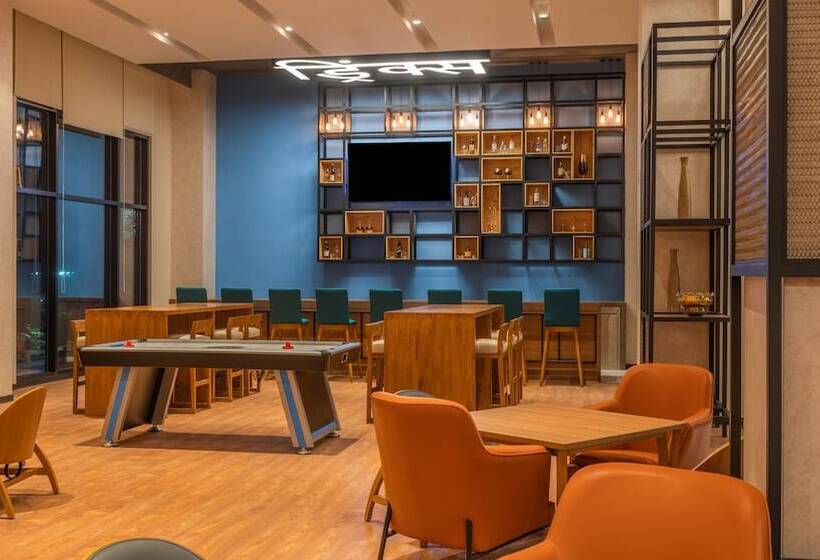 בית מלון כפרי Ibis Thane   An Accor Brand