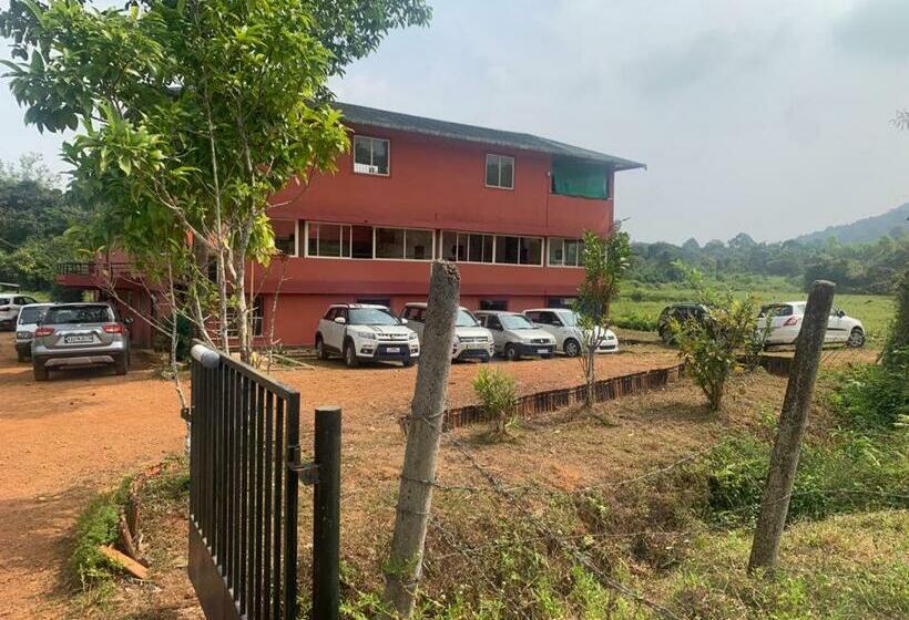 호텔 Malemane Farmstay Agumbe
