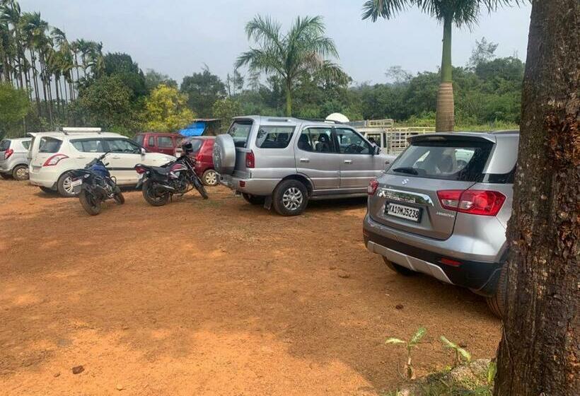 호텔 Malemane Farmstay Agumbe