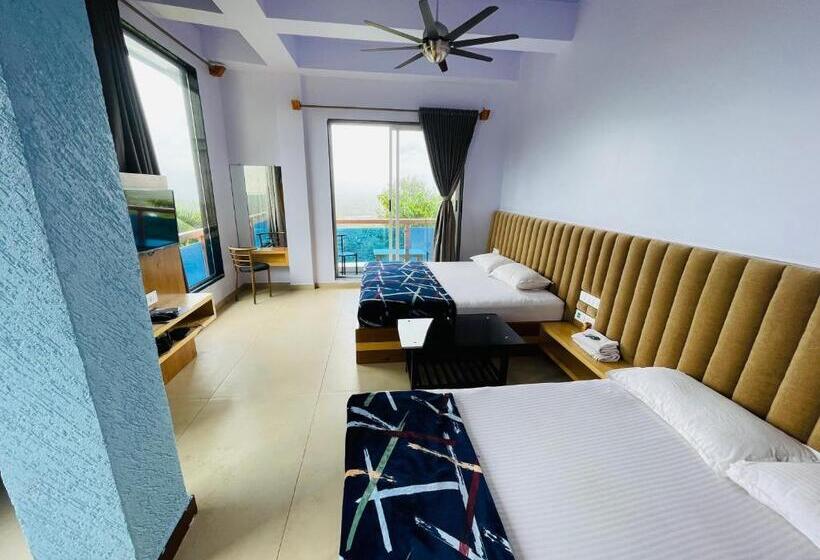 فندق Natural Resort Panhala