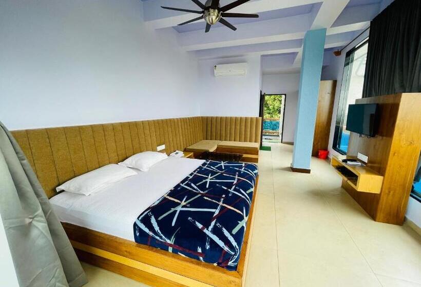 فندق Natural Resort Panhala