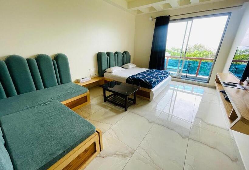 בית מלון כפרי Natural Resort Panhala