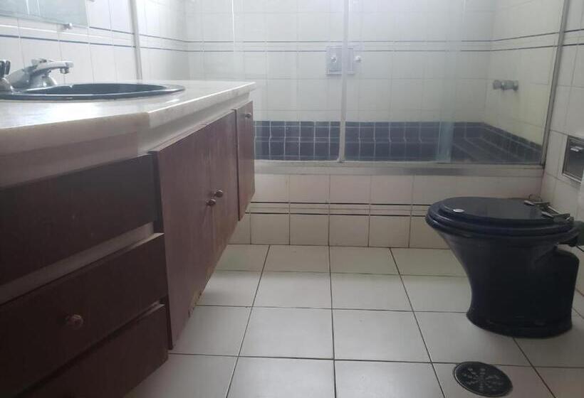 ホテル Pousada Villa Di Guarujá