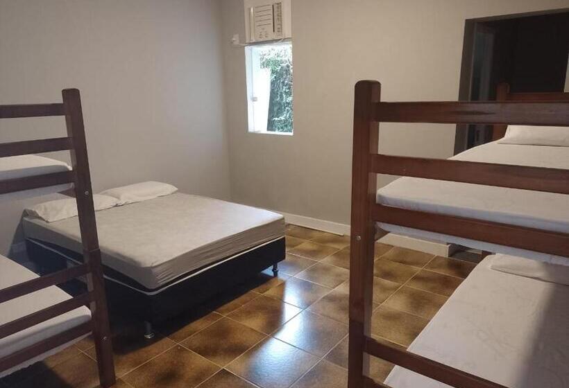 ホテル Pousada Villa Di Guarujá