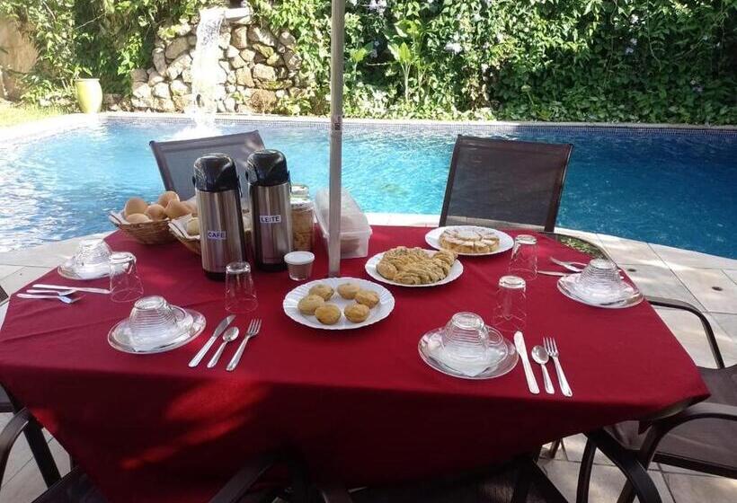 ホテル Pousada Villa Di Guarujá