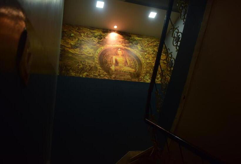 בית מלון כפרי Shakuntla Palace