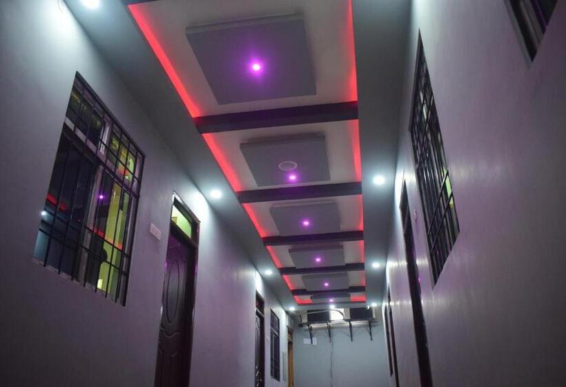 בית מלון כפרי Shakuntla Palace