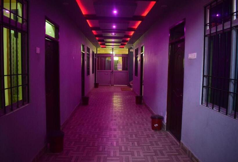 בית מלון כפרי Shakuntla Palace