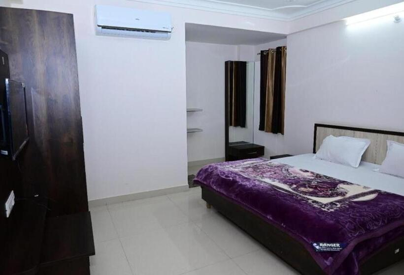 Hotel Shree Chandram