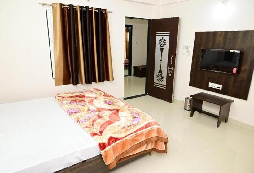 Hotel Shree Chandram