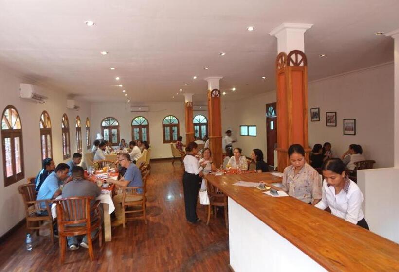 هتل Sunset Inn By Pro Ema