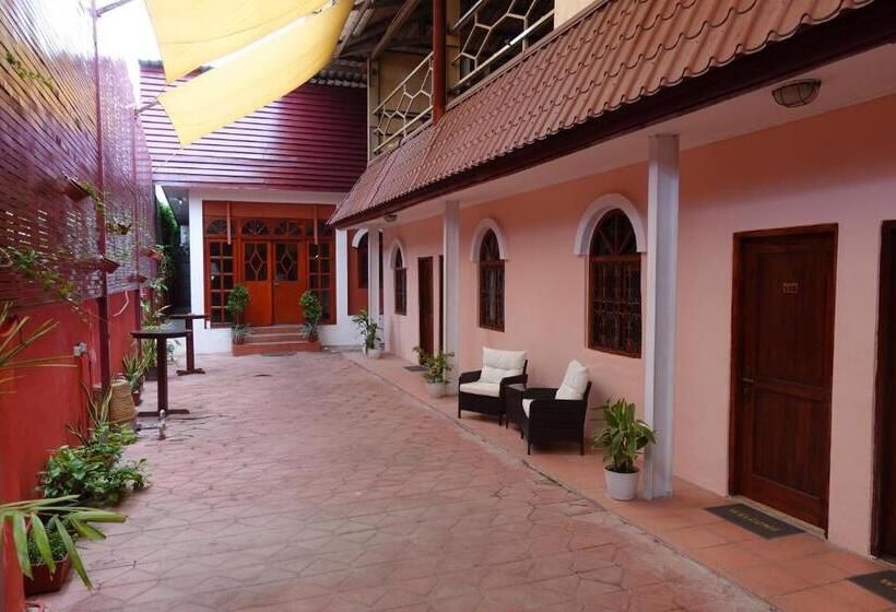 هتل Sunset Inn By Pro Ema