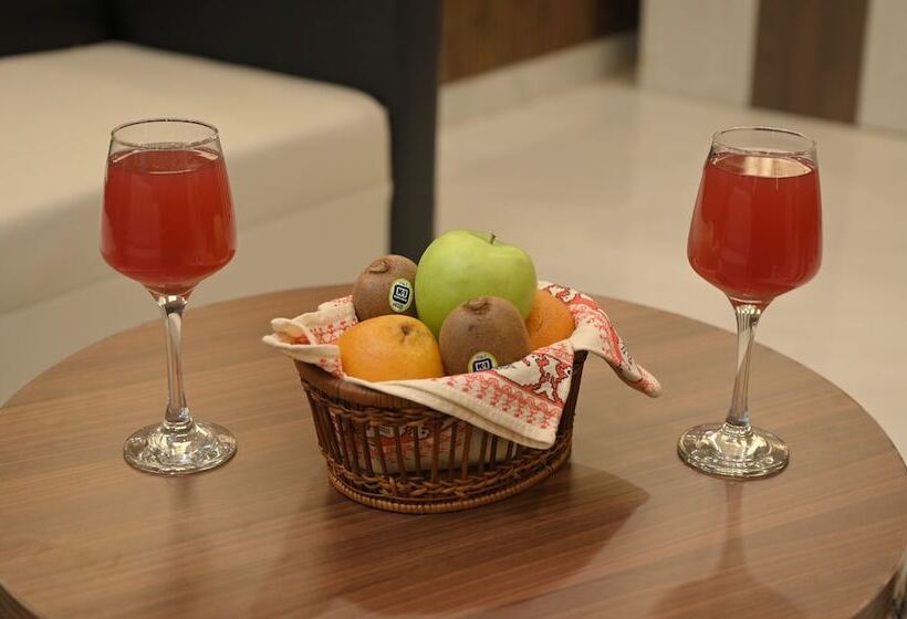 فندق Xenious Biz Ayaan Residency