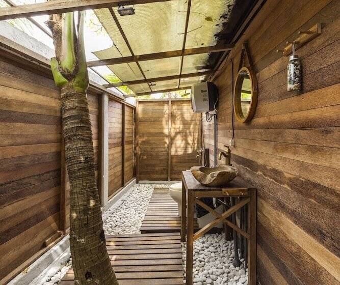 בית מלון כפרי Wow Bungalows F