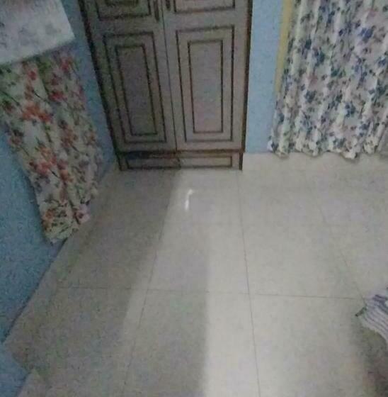 پانسیون Akshita Guest House By Grb