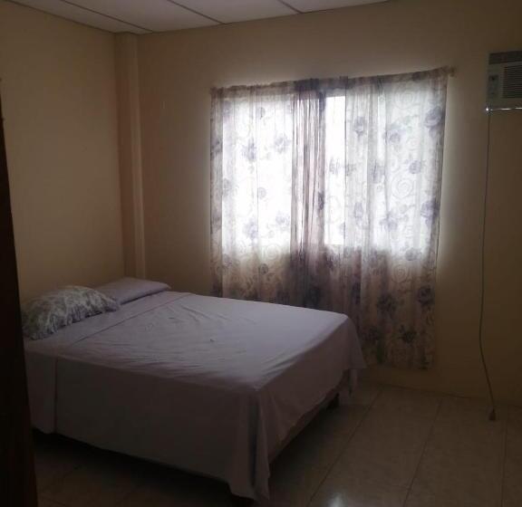 Пансион Hostal Familiar