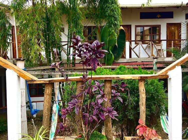 بنسيون Hostal Machalilla