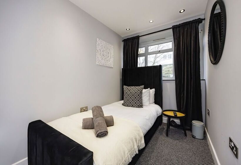 Пансион Victoria Hub