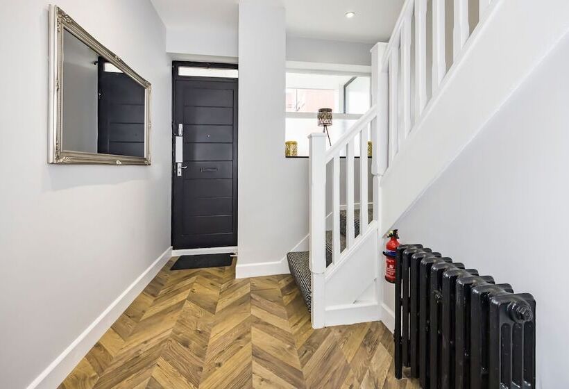 Пансион Victoria Hub