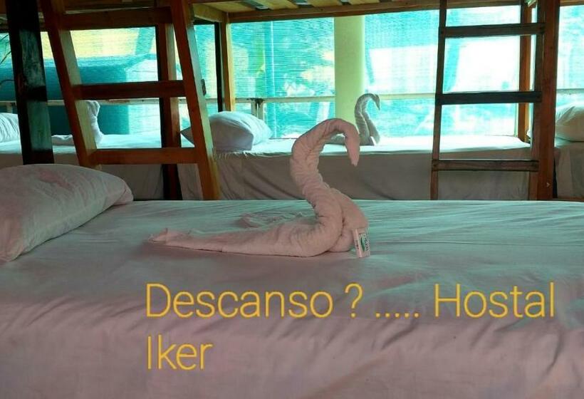 הוסטל Hostal Iker