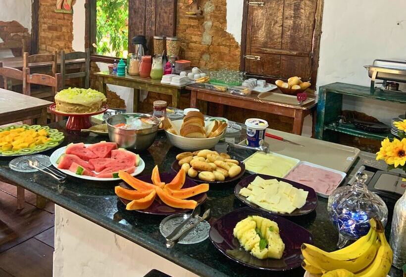 ユースホステル Pousada E Restaurante Casinha Velha