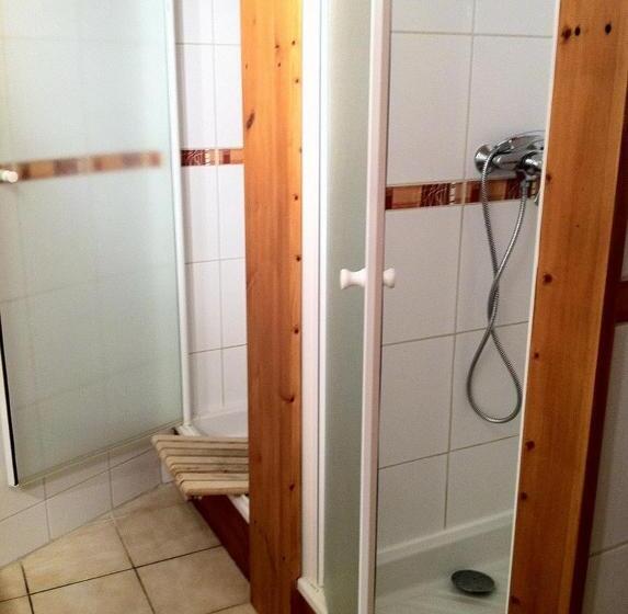 ベッドアンドブレックファースト Le Chalet Pointu De Capucine Chambre D Hote Arcs 1600