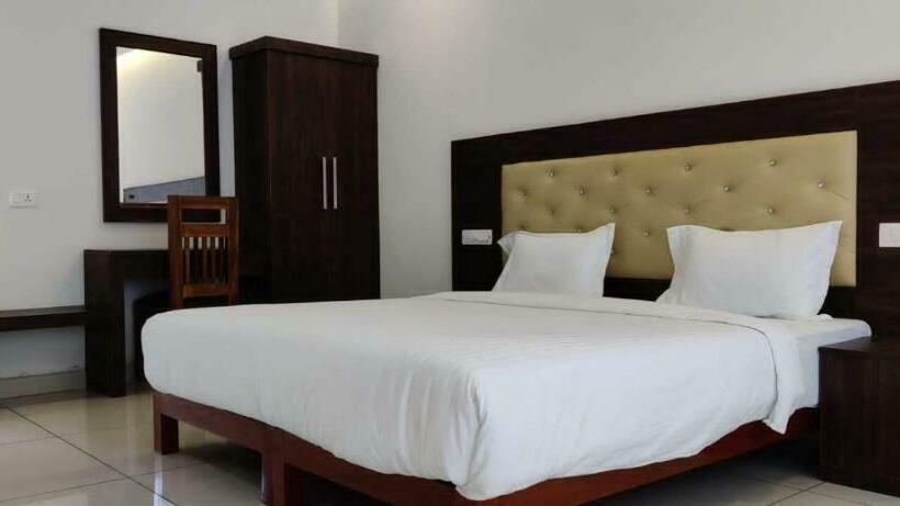 Bed and Breakfast Trees Thekkady