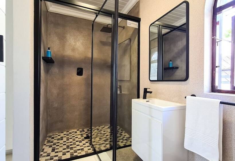 ベッドアンドブレックファースト Vincent Valley Lodge