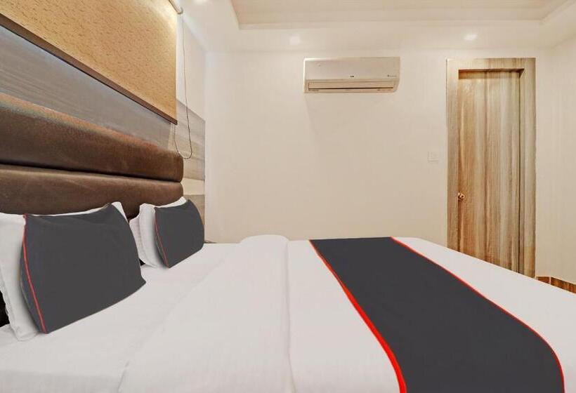 ホテル Collection O Ganga Sports