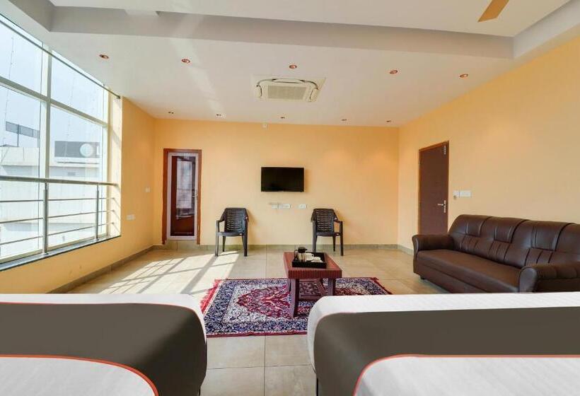 Collection O Hotel Simhadri